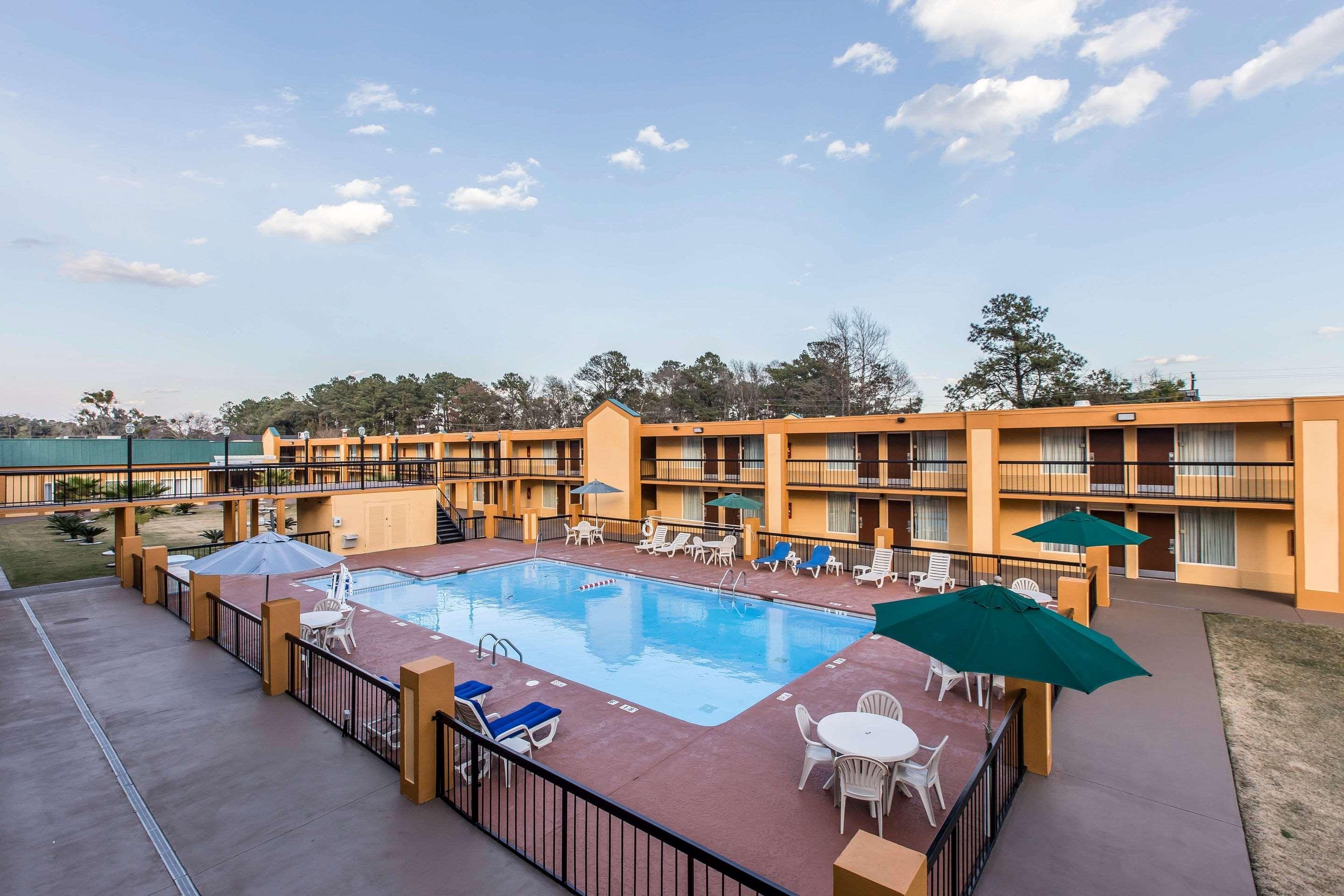 Quality Inn Midtown Savannah Dış mekan fotoğraf